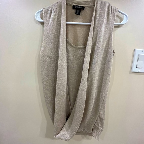 Shimmery, cream-coloured top - Picture 1 of 5